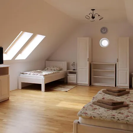 Gracia בית הארחה 3*